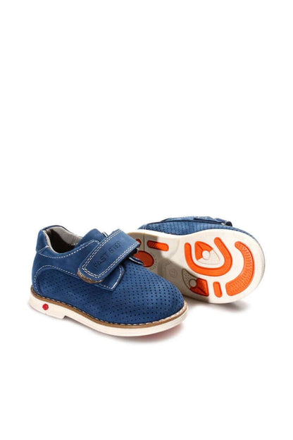 EN: Blue leather boys shoes with perforated design and orange sole details
AR: حذاء أولادي أزرق من الجلد بتصميم مثقّب وتفاصيل برتقالية في النعل
